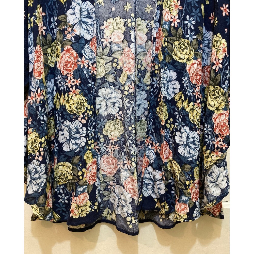 Torrid Womens Open Kimono Size 1/2 Blue Floral 3/4 Sleeve Teacher‎ Summer Beachy - Picture 4 of 11